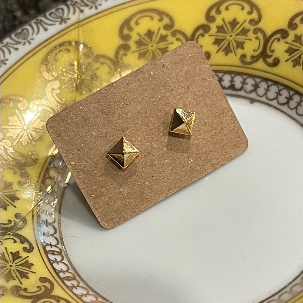 Gold Stud Earrings - Picture 3 of 6